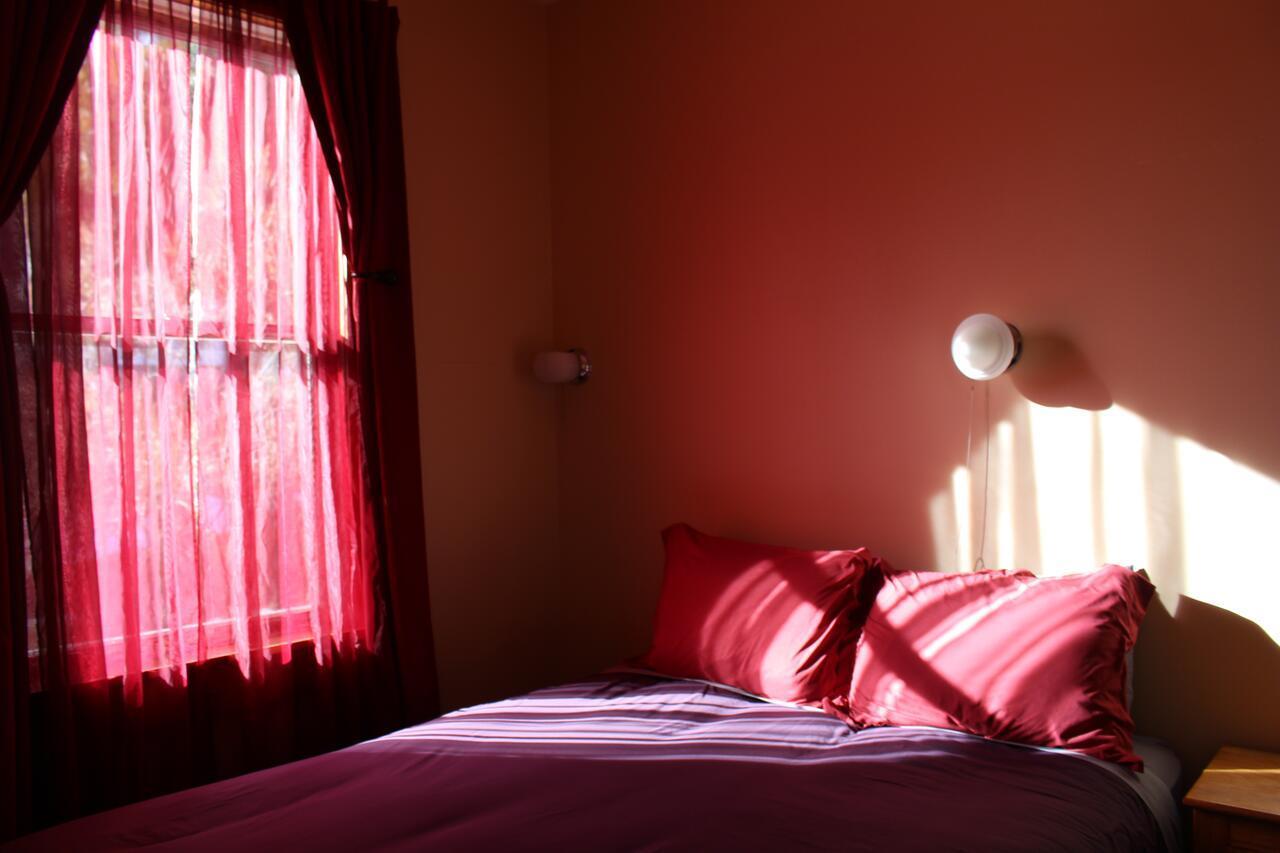 Redlight Historic Bunk Hotel And Speakeasy Тръки Екстериор снимка